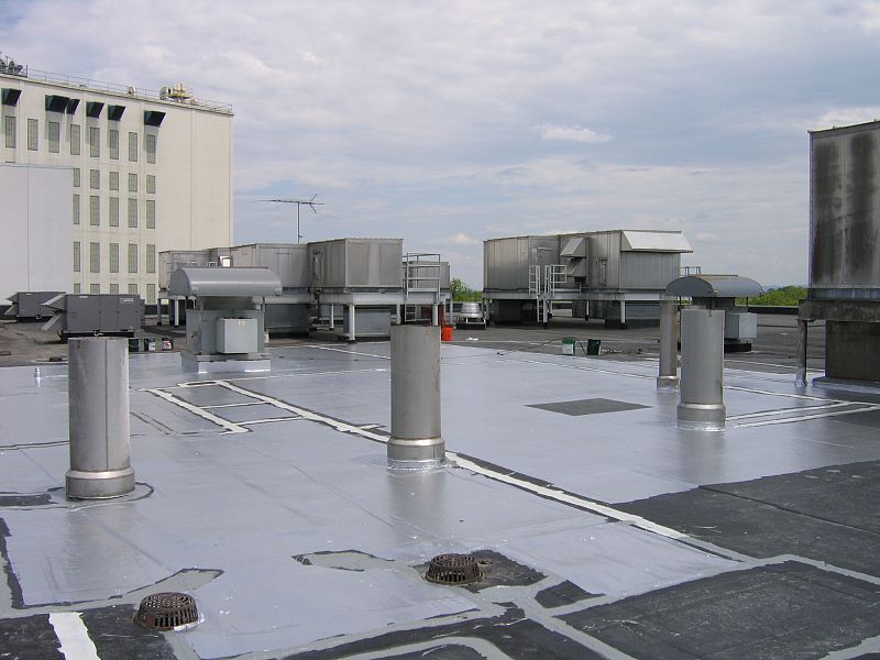 EPDM restore on a roof